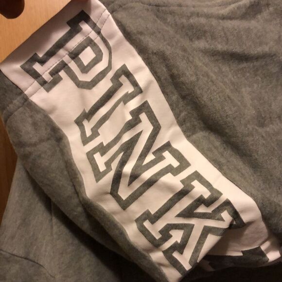 Victoria secret grey hooded pullover size large NWT - Picture 5 of 7